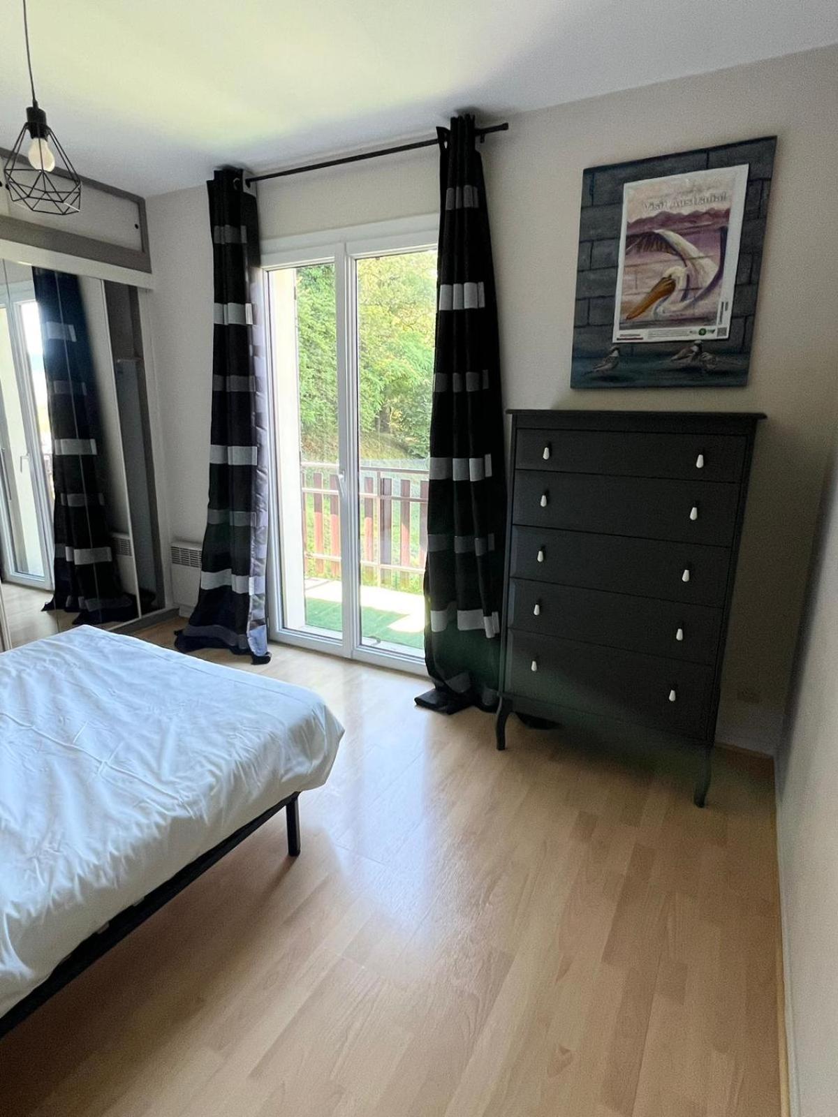 Maison Entre Lacs Et Forets Montréal La Cluse 외부 사진